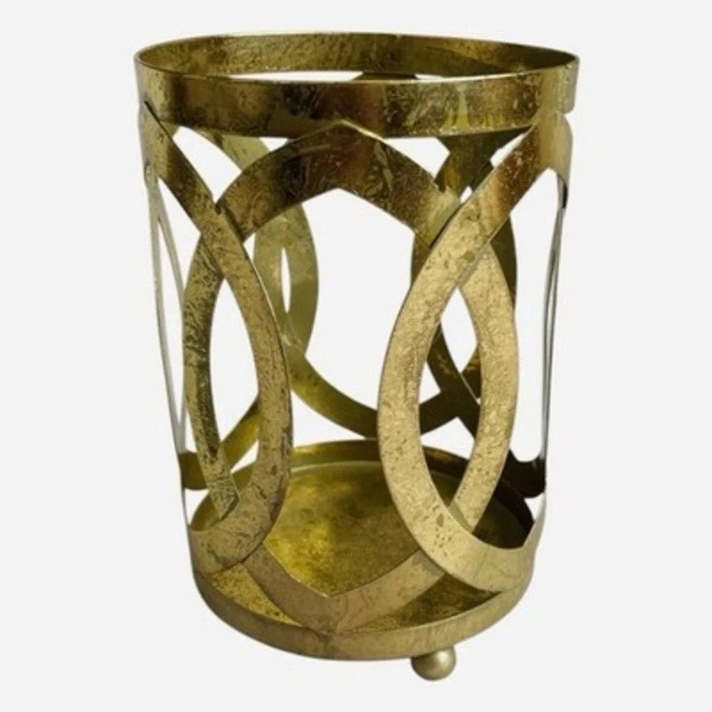 Stylish Shabby Gold Metal Interwoven Design Candle Holder Stand Base 6.5